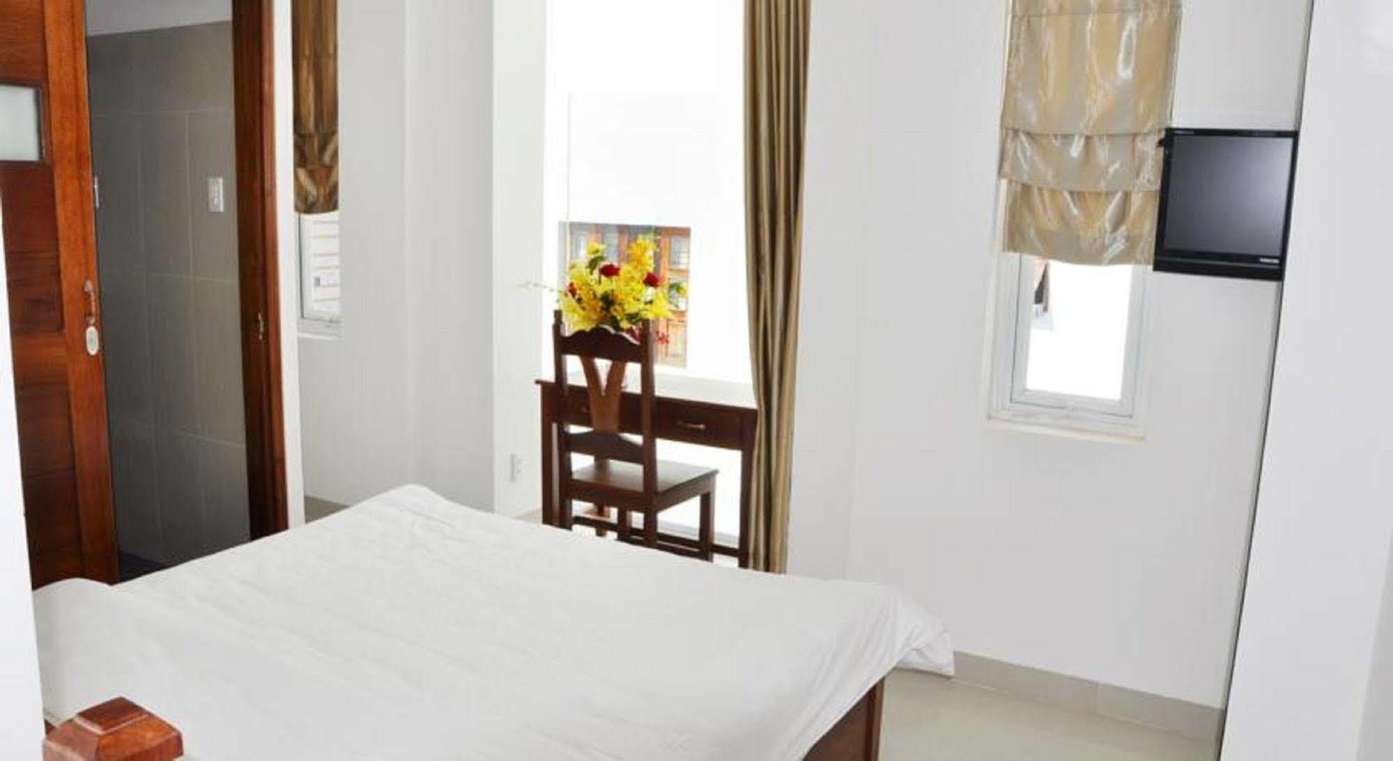 White Lion Hotel نها ترانج المظهر الخارجي الصورة